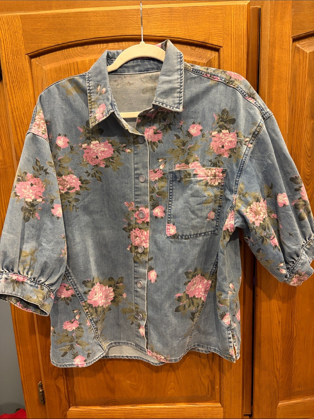 Women’s Floral Denim Button-Down Shirt - size small